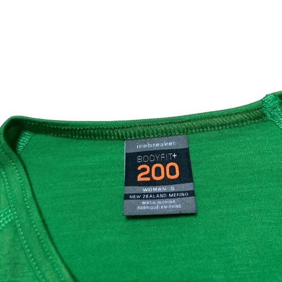 Icebreaker Printed Merino Wool Base Layer Bodyfit+ 200 Women’s size S in Green - Picture 5 of 10